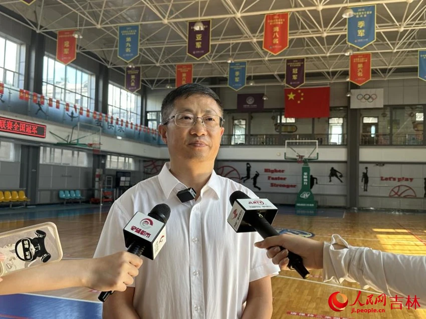 如何借助专业篮球教练提升个人声誉_0